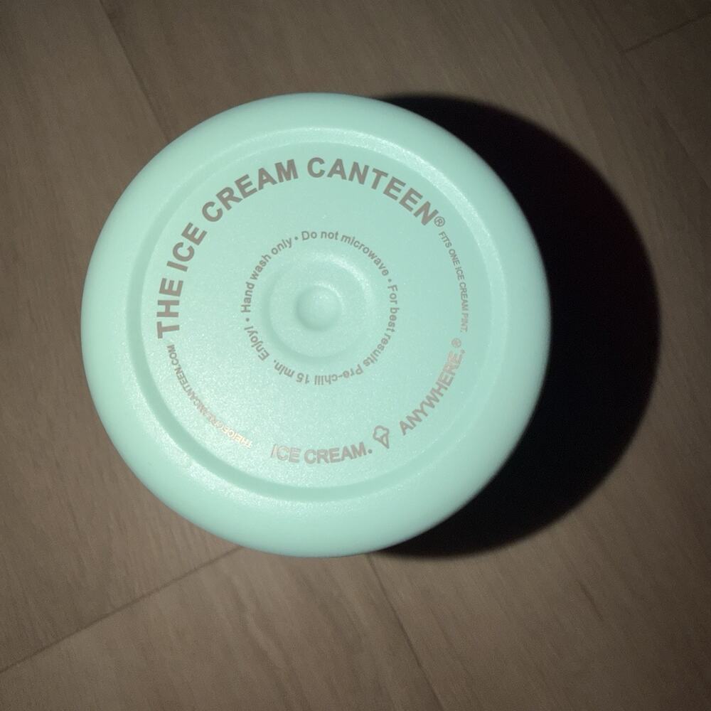 The Ice Cream Canteen Mint Green Insulated Ice Cream Container Pint Holder - Picture 3 of 3